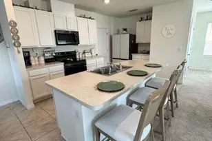 2655 Swooping Sparrow Dr, Harmony, FL 34773 - Photo 10