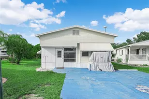 21 Saddlebag Trail S, Lake Wales, FL 33898 - Photo 2