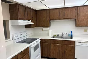 130 E Johnson Ave, Lake Wales, FL 33853 - Photo 4