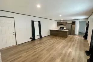 99 Rosalie Oaks Blvd, Lake Wales, FL 33898 - Photo 4