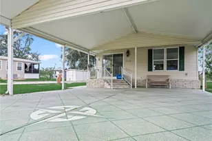 106 Saddlebag Trl, Lake Wales, FL 33898 - Photo 2