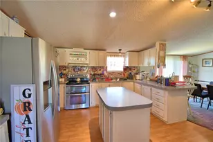 1030 W Frostproof Rd, Frostproof, FL 33843 - Photo 6