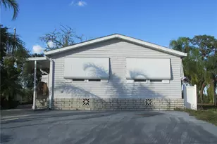 11 Grey Fox Ln, Lake Wales, FL 33898 - Photo 2