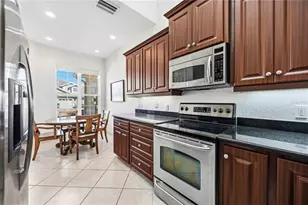 3017 Mission Lakes Dr, Lakeland, FL 33803 - Photo 12