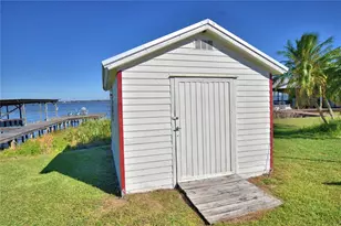 105 Maxcy Ln, Frostproof, FL 33843 - Photo 44
