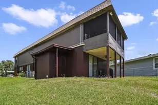 358 N 1st Ave, Lake Wales, FL 33859 - Photo 1