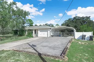 2211 Lemon Dr, Lake Wales, FL 33898 - Photo 2