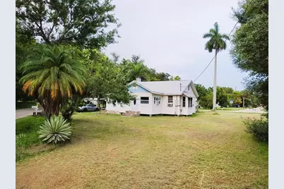 61 Prospect Avenue, Fort Myers, FL 33905 - Photo 1