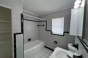 218 W 4th St, Frostproof, FL 33843 - Photo 10