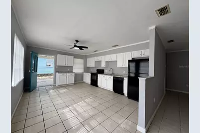 218 W 4th Street, Frostproof, FL 33843 - Photo 4