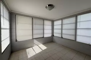 218 W 4th St, Frostproof, FL 33843 - Photo 12