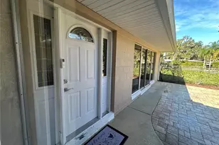 5231 Timberlane Rd, Lake Wales, FL 33898 - Photo 2