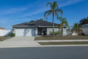 1015 Highland Crest Cir, Lake Wales, FL 33853 - Photo 2