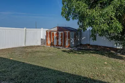 1015 Highland Crest Circle, Lake Wales, FL 33853 - Photo 34