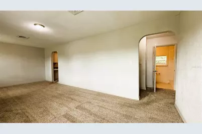 1112 Carlton Avenue, Lake Wales, FL 33853 - Photo 2