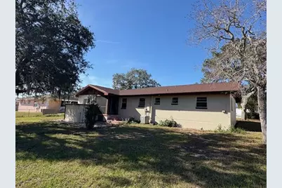 832 Sherwood Drive, Lake Wales, FL 33898 - Photo 2