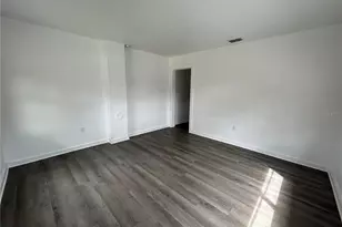 243 Avenue L NE, Winter Haven, FL 33881 - Photo 2