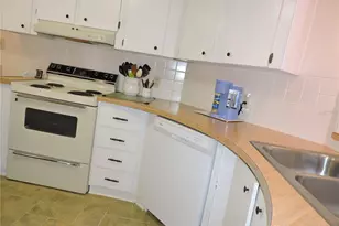 201 Caloosa Lake Cir S, Lake Wales, FL 33859 - Photo 14