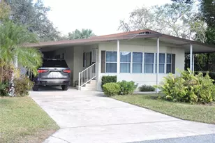 201 Caloosa Lake Cir S, Lake Wales, FL 33859 - Photo 2