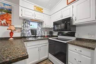 33 Queen of Waters St, Lake Wales, FL 33898 - Photo 10