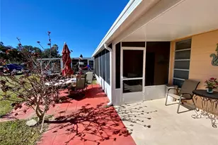 3429 Club Cir, Lakeshore, FL 33854 - Photo 18