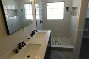 3105 SE 16th Pl, Cape Coral, FL 33904 - Photo 10