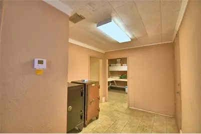 22 E Wall Street, Frostproof, FL 33843 - Photo 20