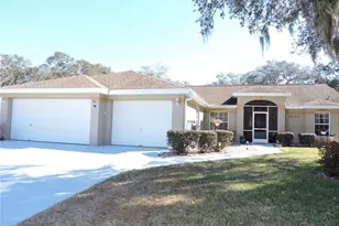 1010 Destin Dr, Lake Wales, FL 33898 - Photo 2