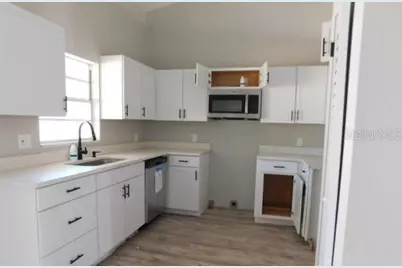 705 SW 9th Court, Cape Coral, FL 33991 - Photo 4