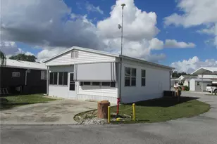 8 Red Quill Cir, Lake Wales, FL 33898 - Photo 2