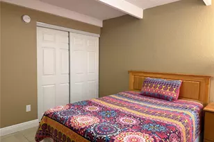 1605 Club Cir, Lakeshore, FL 33854 - Photo 14