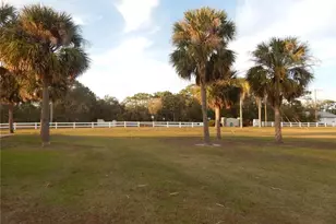 105 Club Cir, Lake Wales, FL 33898 - Photo 30