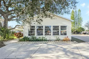 27 Saddlebag Trail S, Lake Wales, FL 33898 - Photo 2