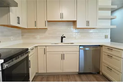 324 Jefferson Street, Lake Wales, FL 33859 - Photo 8