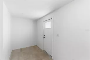 1032 Winsome Rd, North Fort Myers, FL 33903 - Photo 6
