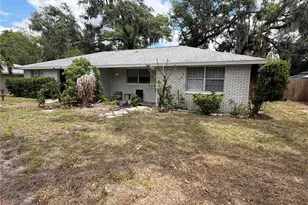 5305 Oakwood Ct, Tampa, FL 33610 - Photo 1