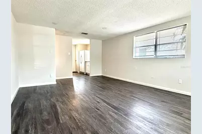 5305 Oakwood Court #17, Tampa, FL 33610 - Photo 8