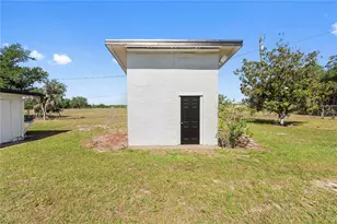 2425 Burns Ave, Lake Wales, FL 33898 - Photo 32