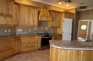 4322 SW 18th Pl, Cape Coral, FL 33914 - Photo 8