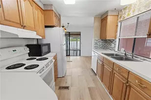 1025 Carver St, Lake Wales, FL 33853 - Photo 8