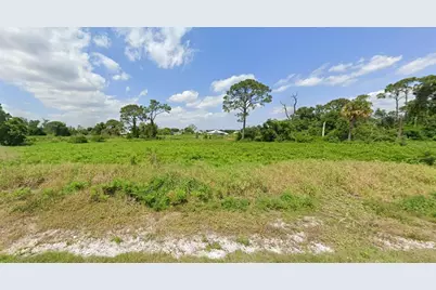 510 Lake Groves Road NE, Lake Placid, FL 33852 - Photo 1