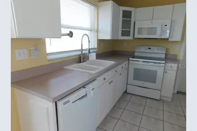 1313 SE 40th Street, Cape Coral, FL 33904 - Photo 4