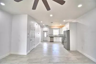 7951 Sarasota Dr #B, Indian Lake Estates, FL 33855 - Photo 6
