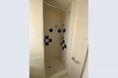203 W Wall Street #2, Frostproof, FL 33843 - Photo 6