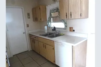 318 Central Avenue, Frostproof, FL 33843 - Photo 8