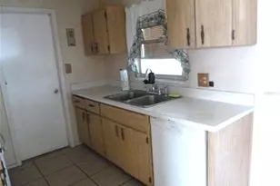 318 Central Ave, Frostproof, FL 33843 - Photo 8
