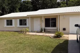 731 SW 24th St, Vero Beach, FL 32962 - Photo 2