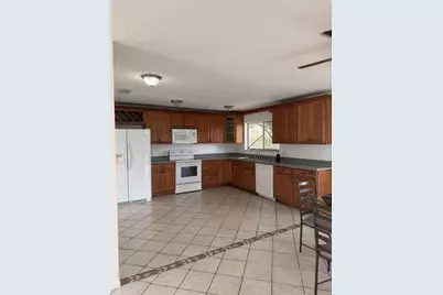 731 SW 24th Street, Vero Beach, FL 32962 - Photo 6