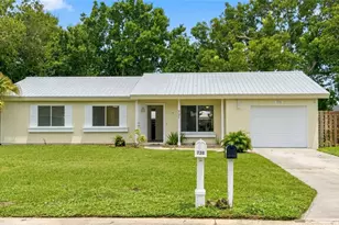 731 SW 24th St, Vero Beach, FL 32962 - Photo 1