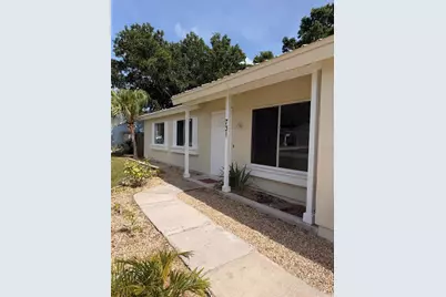 731 SW 24th Street, Vero Beach, FL 32962 - Photo 1
